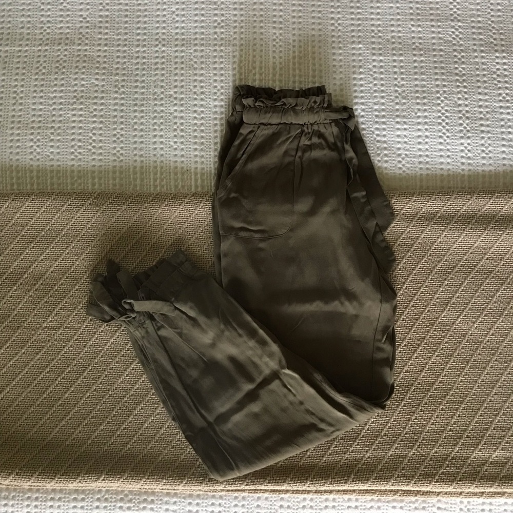 Lulus Sebastian Olive Green Pants, Size S
